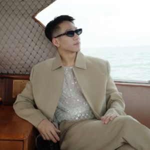 SANDSTONE TAILORED SUIT