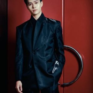 THE NOIR ECLIPSE SUIT